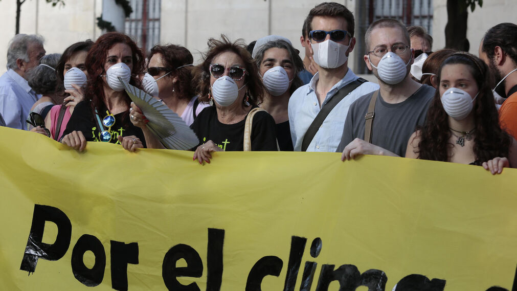 imagenes-protesta-Red-Clima_1256584759_86192506_1011x569